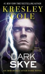 Dark Skye (Immortals After Dark) – Mass Market Paperback By Cole, Kresley – GOOD